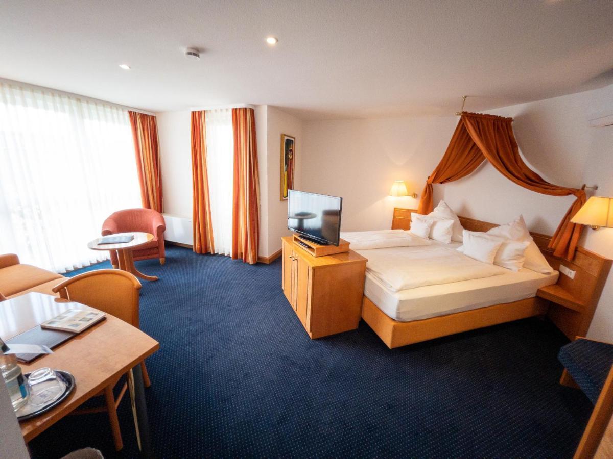 Akzent Hotel Atrium Baden Bad Krozingen Esterno foto
